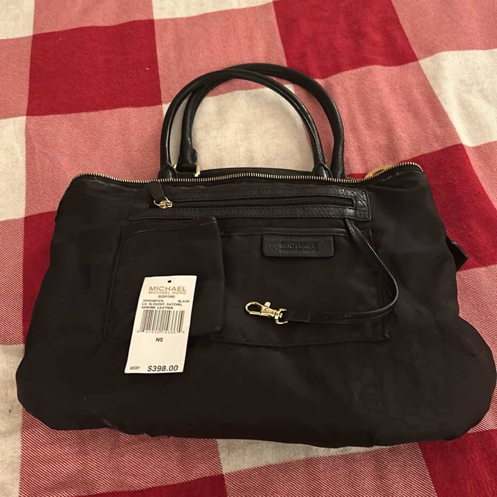 Michael Kors Black Shoulder Bag with gold zipper and buckles. - Picture 3 of 4